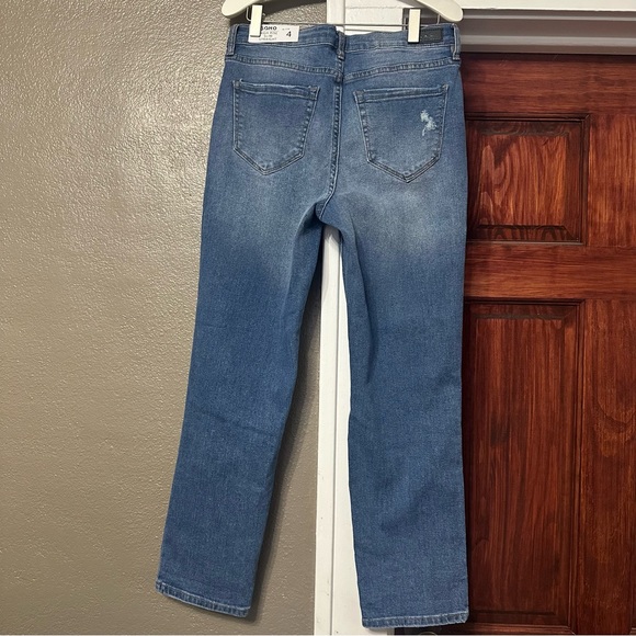Nicole Miller Blue Jeans High Rise Slim Straight “Soho” NWT Size 4 Women’s - Picture 2 of 5